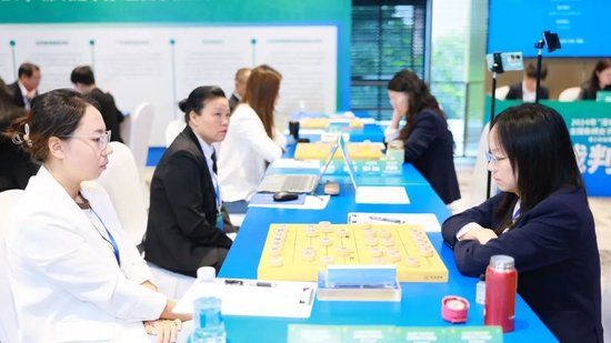 2024女子象甲联赛深圳落幕 杭州燃气集团队夺冠-第3张图片-ZBLOG 杭州燃气集团队卫冕冠军_2024年深圳龙华杯全国象棋女子甲级联赛_2025年全国象棋女子甲级联赛