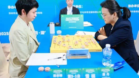 2024女子象甲联赛深圳落幕 杭州燃气集团队夺冠-第6张图片-ZBLOG 2025年全国象棋女子甲级联赛_2024年深圳龙华杯全国象棋女子甲级联赛_杭州燃气集团队卫冕冠军