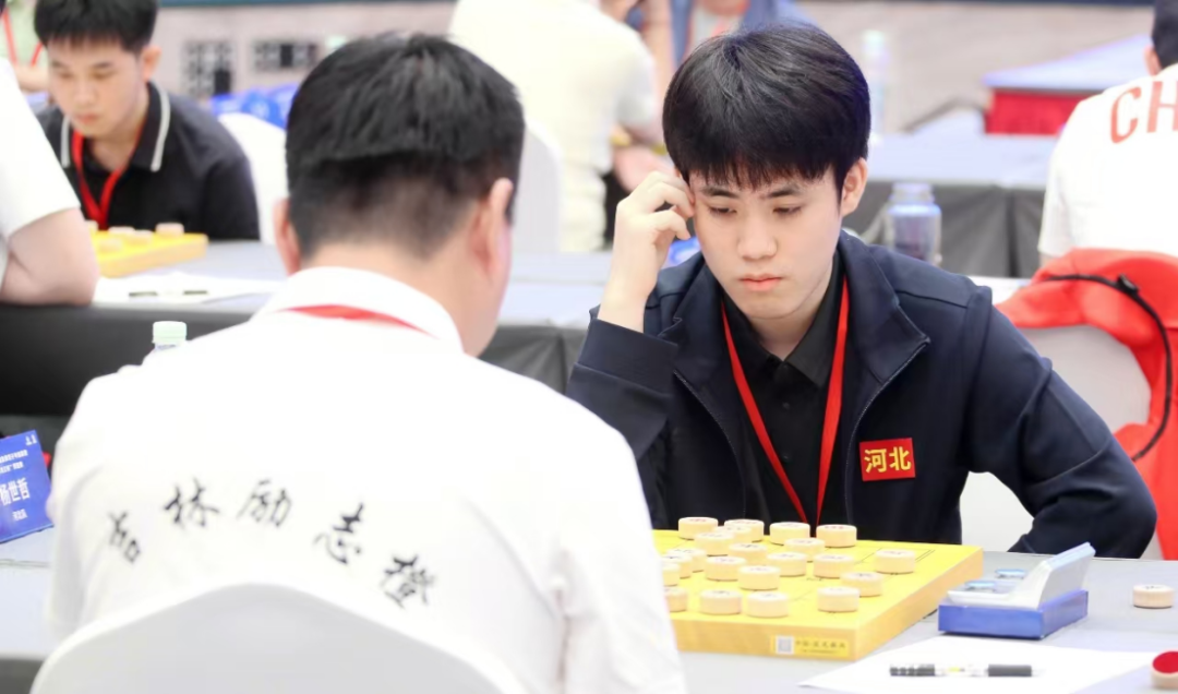 楚汉争霸 谁与争锋 2025年全国象棋男子甲级联赛在哈尔滨开赛-第8张图片-ZBLOG 图片