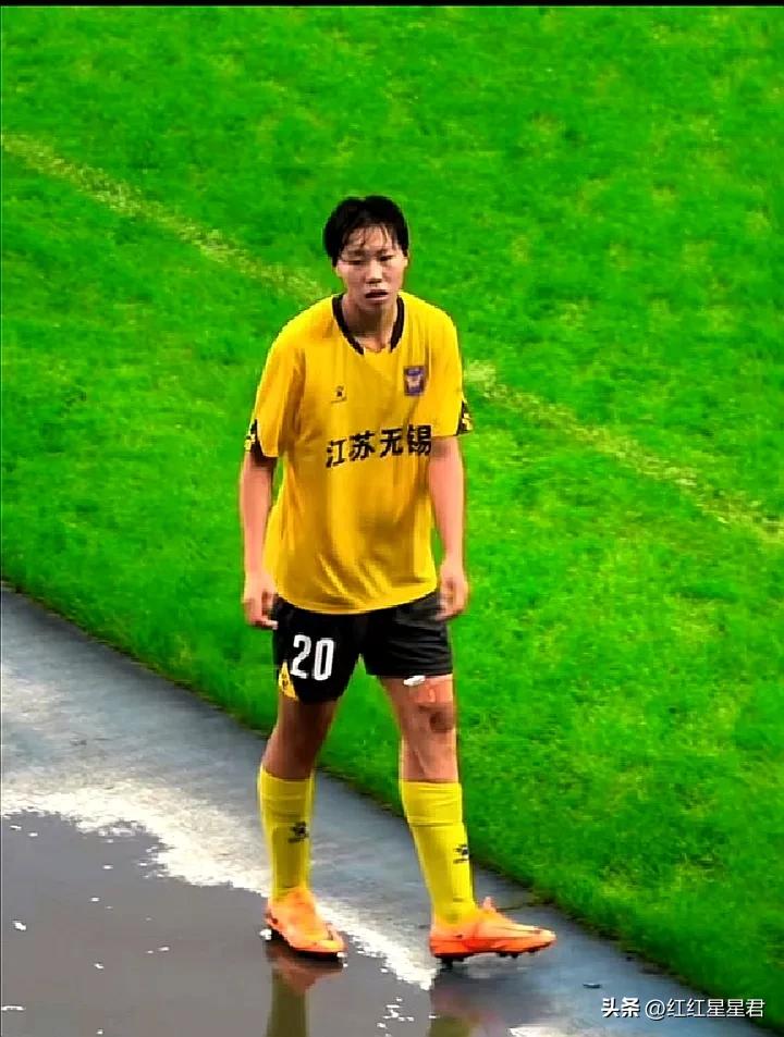 DeepSeek评选2025年度中国女足超级联赛最佳阵容！-第19张图片-ZBLOG