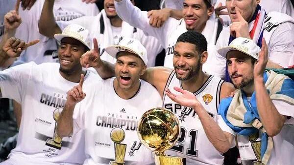 NBA各队夺冠数排名,第一凯尔特人,第二湖人,后面呢?-第6张图片-ZBLOG NBA各队夺冠数排名,第一凯尔特人,第二湖人,后面呢?