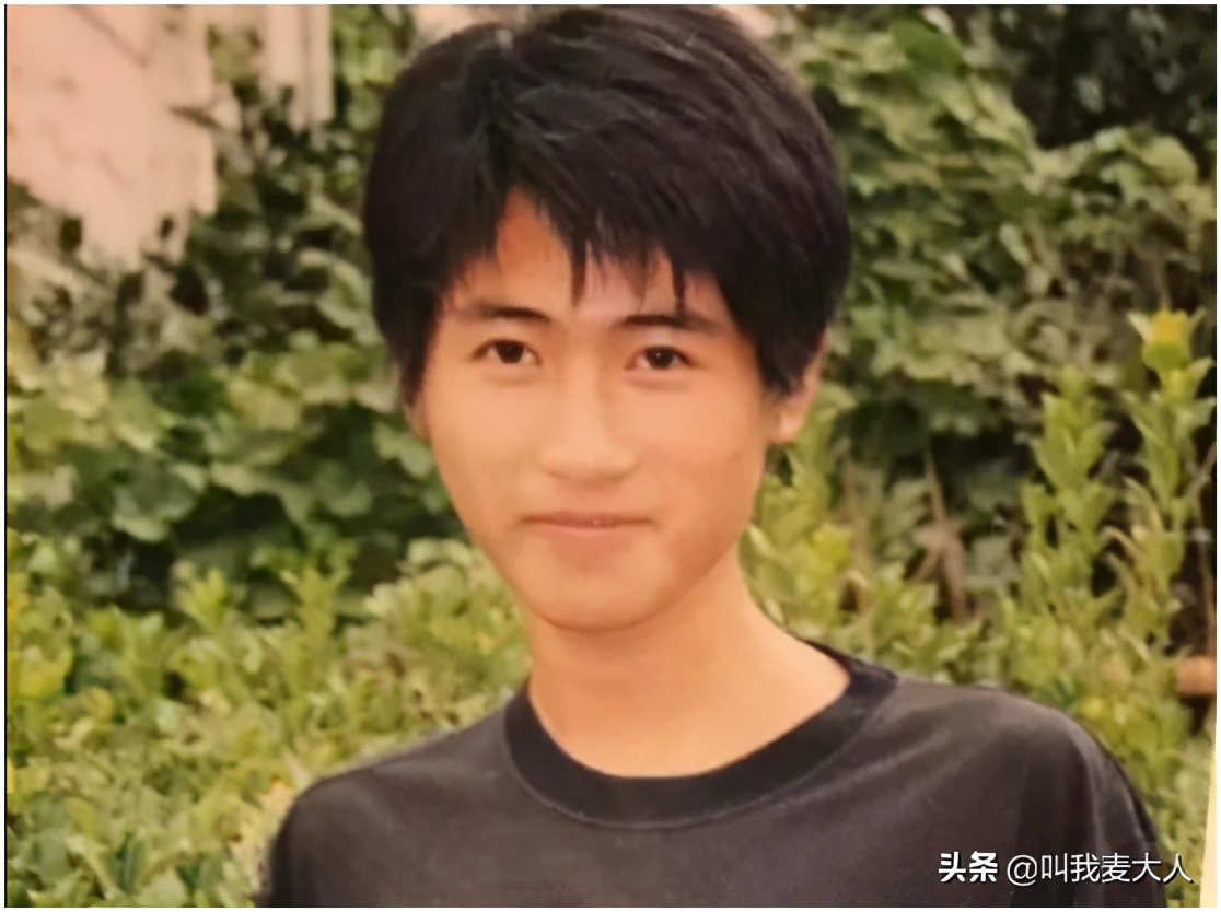 曾经与世界格格不入的韩寒，在38岁时活成了所有男人的梦想