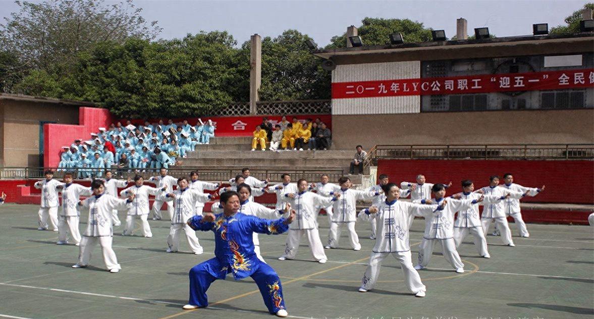 女排战报:中国0比3塞尔维亚,殷小岚难逃责任!-第6张图片-ZBLOG U21女排世锦赛 中国女排 殷小岚_中国女排对塞尔亚队