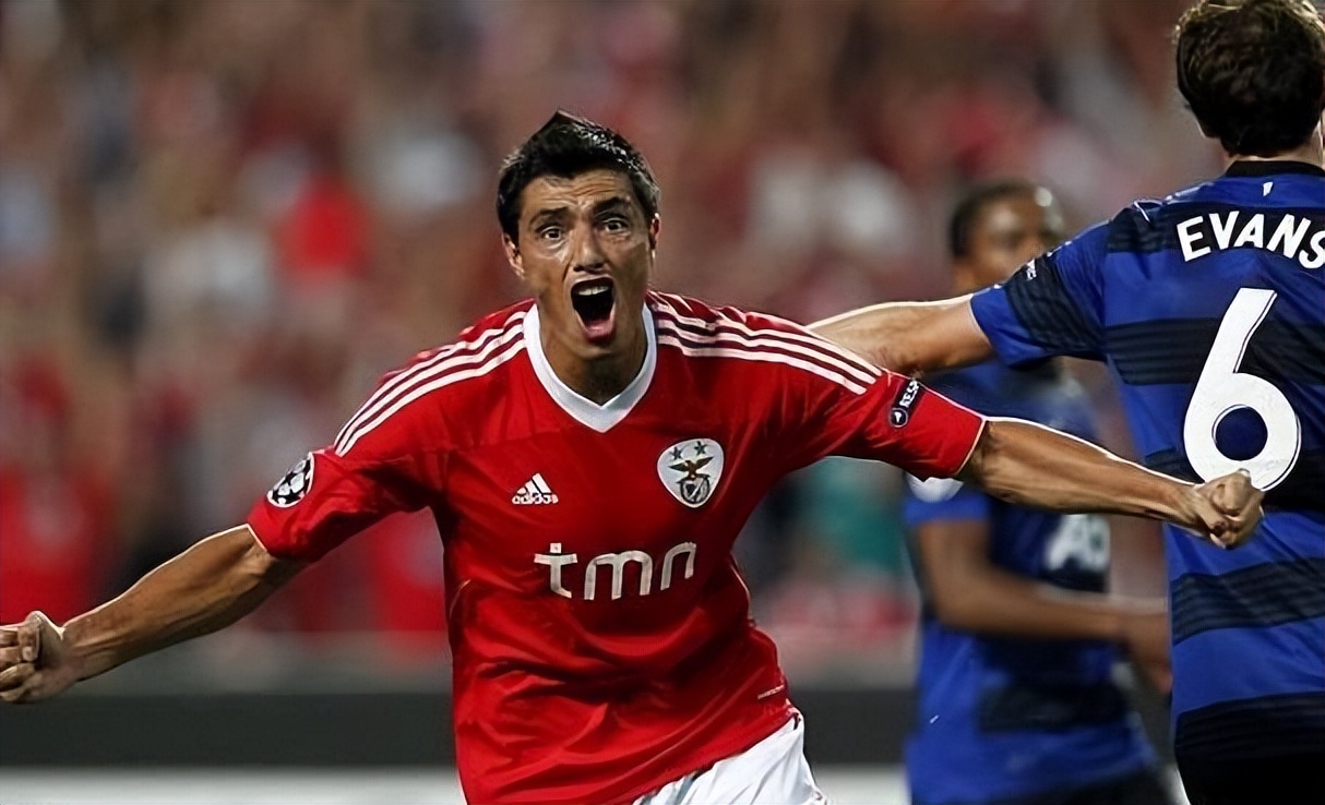 本世纪足坛的最大“黑店”本菲卡:本赛季双杀尤文的超级豪门-第10张图片-ZBLOG 本菲卡(葡萄牙)_本菲卡俱乐部历史成绩_本菲卡欧冠小组赛结果