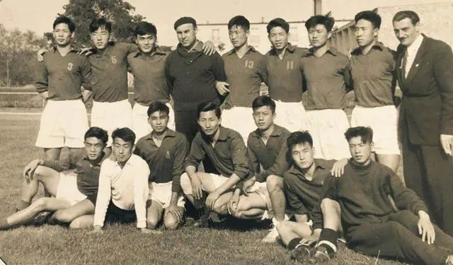 彻底告别世界杯:中国足球,没人骂了-第3张图片-ZBLOG 2025年足球世界杯吗_中国足球无缘世界杯_国足历史世界杯失利分析