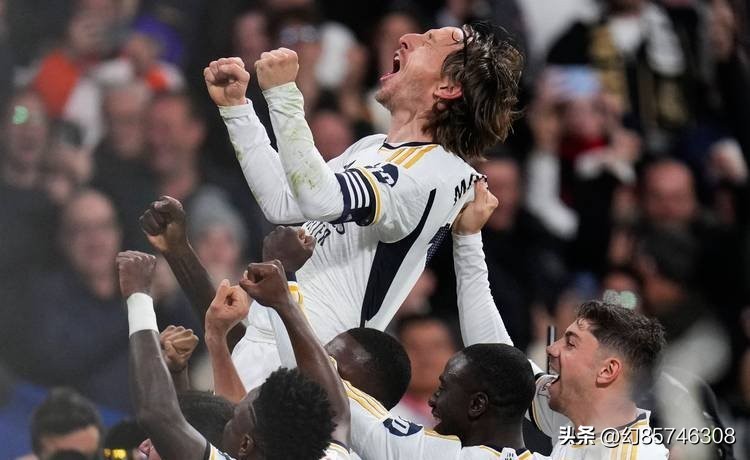 (体育)足球——西班牙超级杯:皇家马德里队晋级决赛-第9张图片-ZBLOG 贝林厄姆马略卡乌龙球_皇家马德里(西班牙)_皇家马德里2024年1月9日比赛