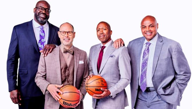 11年770亿!NBA赚翻了,25年老将却要退役!-第3张图片-ZBLOG 亚马逊签下NBA合同_nba球队年赚多少_NBA新转播合同