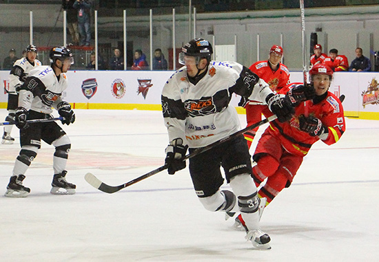 亚洲冰球联赛北京站开赛