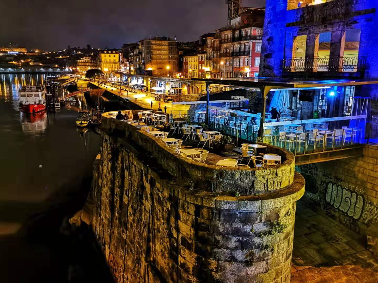 雨夜漫步波尔图，在葡萄牙老城间迷醉芬芳-第12张图片-ZBLOG