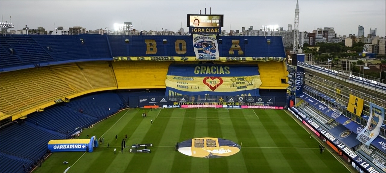 2025年全球25佳足球场-第4张图片-ZBLOG 顶级足球场改造工程_2025年全球最佳足球场_2025年足球世界杯吗