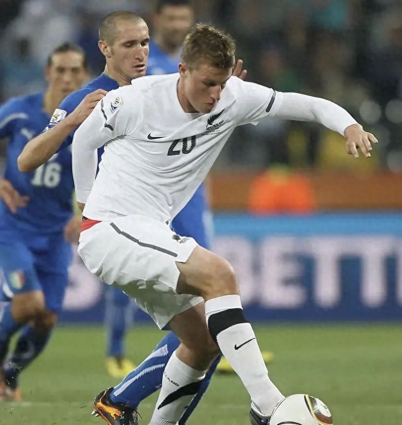 世俱杯的平民奇迹：大洋洲霸主奥克兰城的半职业传奇