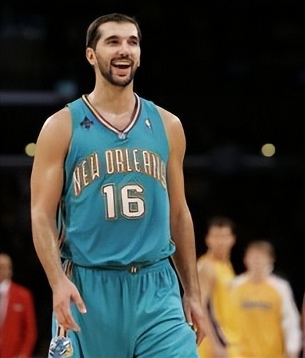 NBA巡礼之队史最佳阵容之新奥尔良鹈鹕队-第5张图片-ZBLOG 新奥尔良鹈鹕队历史沿革_新奥尔良鹈鹕队球员名单_新奥尔良鹈鹕队是心队吗