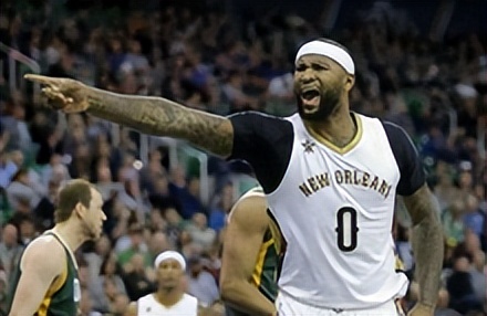 NBA巡礼之队史最佳阵容之新奥尔良鹈鹕队-第10张图片-ZBLOG 新奥尔良鹈鹕队历史沿革_新奥尔良鹈鹕队球员名单_新奥尔良鹈鹕队是心队吗