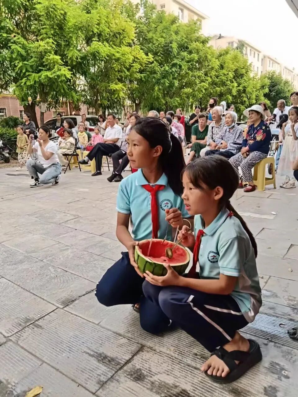 一支活跃在乡村振兴舞台上的文艺团队-第13张图片-ZBLOG 文艺助力乡村振兴_中卫市古典艺术协会_村业余文艺团队简介