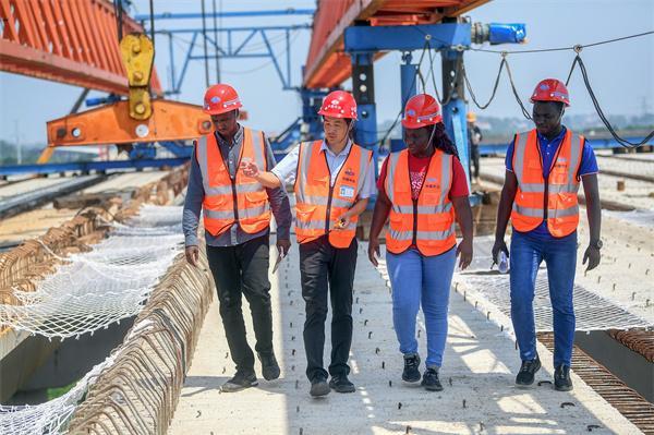 职场“早鸟票”有必要抢吗-第2张图片-ZBLOG