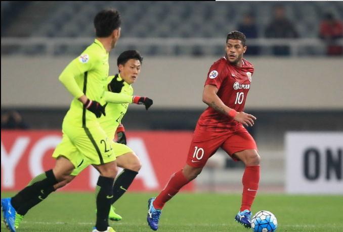 上港惊险战胜浦和红钻,一人表现出色遗憾未入国足-第2张图片-ZBLOG 浦和红钻(日本)_上海上港亚冠比赛结果_浦和红钻亚冠比赛分析