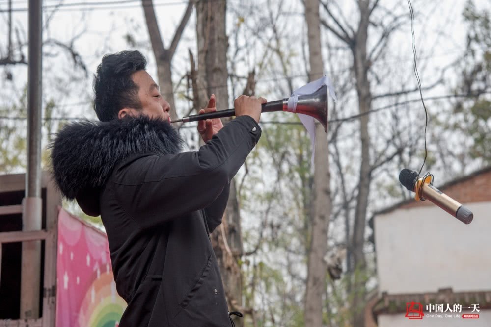 河南艾滋村:一管血卖50,半个村染病-第17张图片-ZBLOG 河南艾滋拆迁队_卖血感染艾滋病历史_河南上蔡县艾滋病村