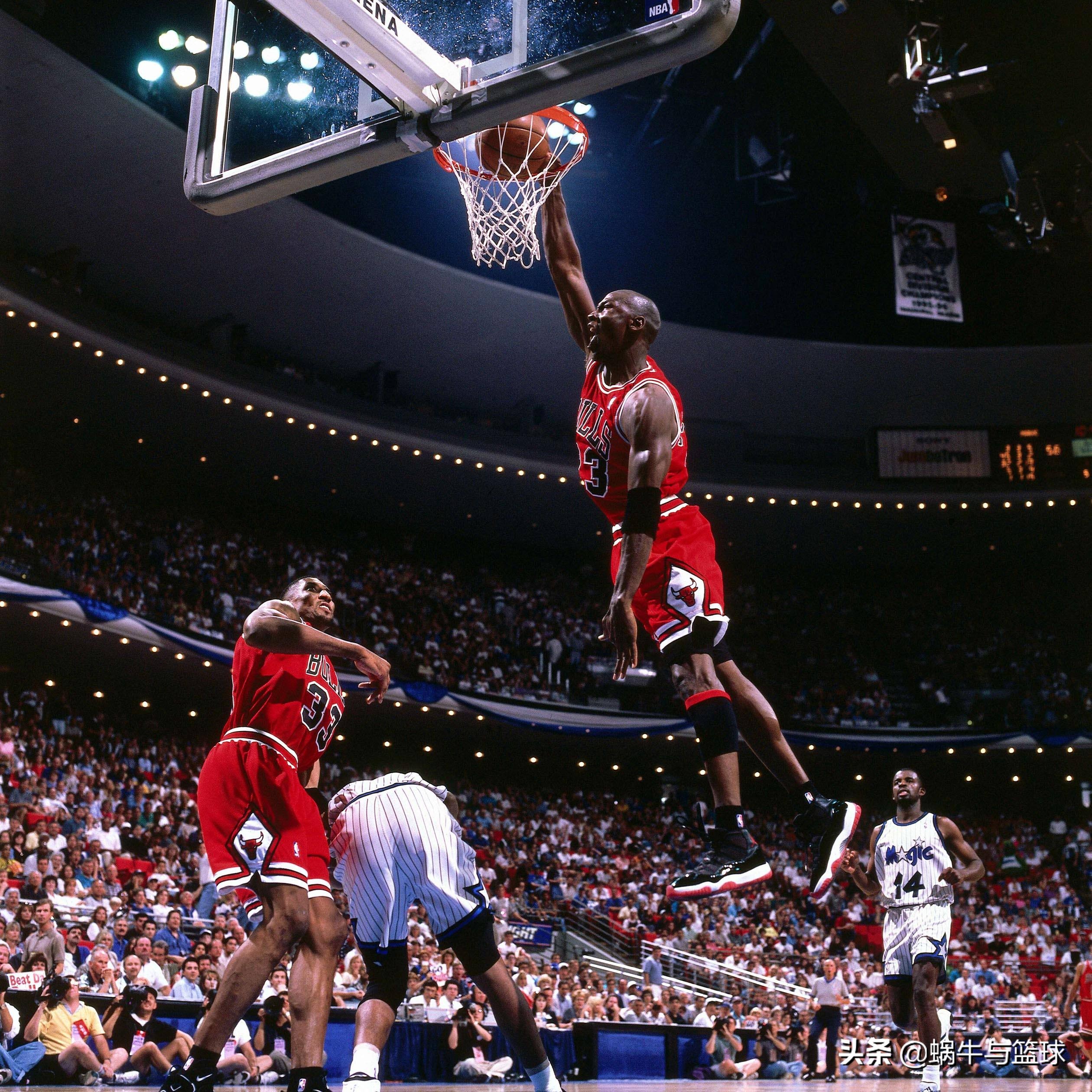 乔丹在公牛打了1109场比赛,有1场得分未上双,当时发生了什么?-第4张图片-ZBLOG 乔丹所在球队_乔丹得分王次数_迈克尔-乔丹职业生涯数据