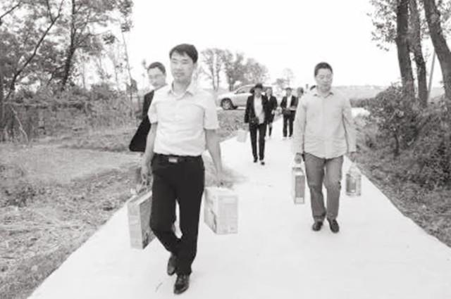 90年代,河南文楼村村民卖血为生,艾滋肆虐,现在那里怎么样了?-第10张图片-ZBLOG 河南拆迁赔偿_河南艾滋拆迁队_河南拆迁村