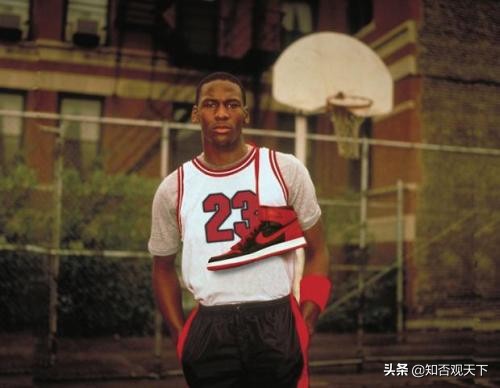 飞人乔丹退役后到底在干嘛？AJ、球队、 高尔夫，最终寻得真爱-第2张图片-ZBLOG