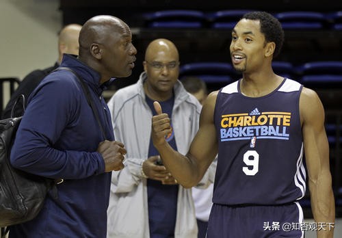 飞人乔丹退役后到底在干嘛？AJ、球队、 高尔夫，最终寻得真爱-第4张图片-ZBLOG