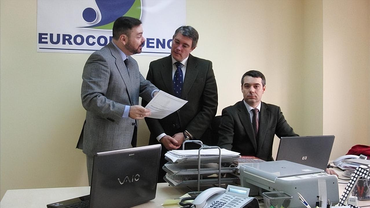 职场避坑天花板！这样跟领导沟通，老板直呼你是懂职场的！-第2张图片-ZBLOG