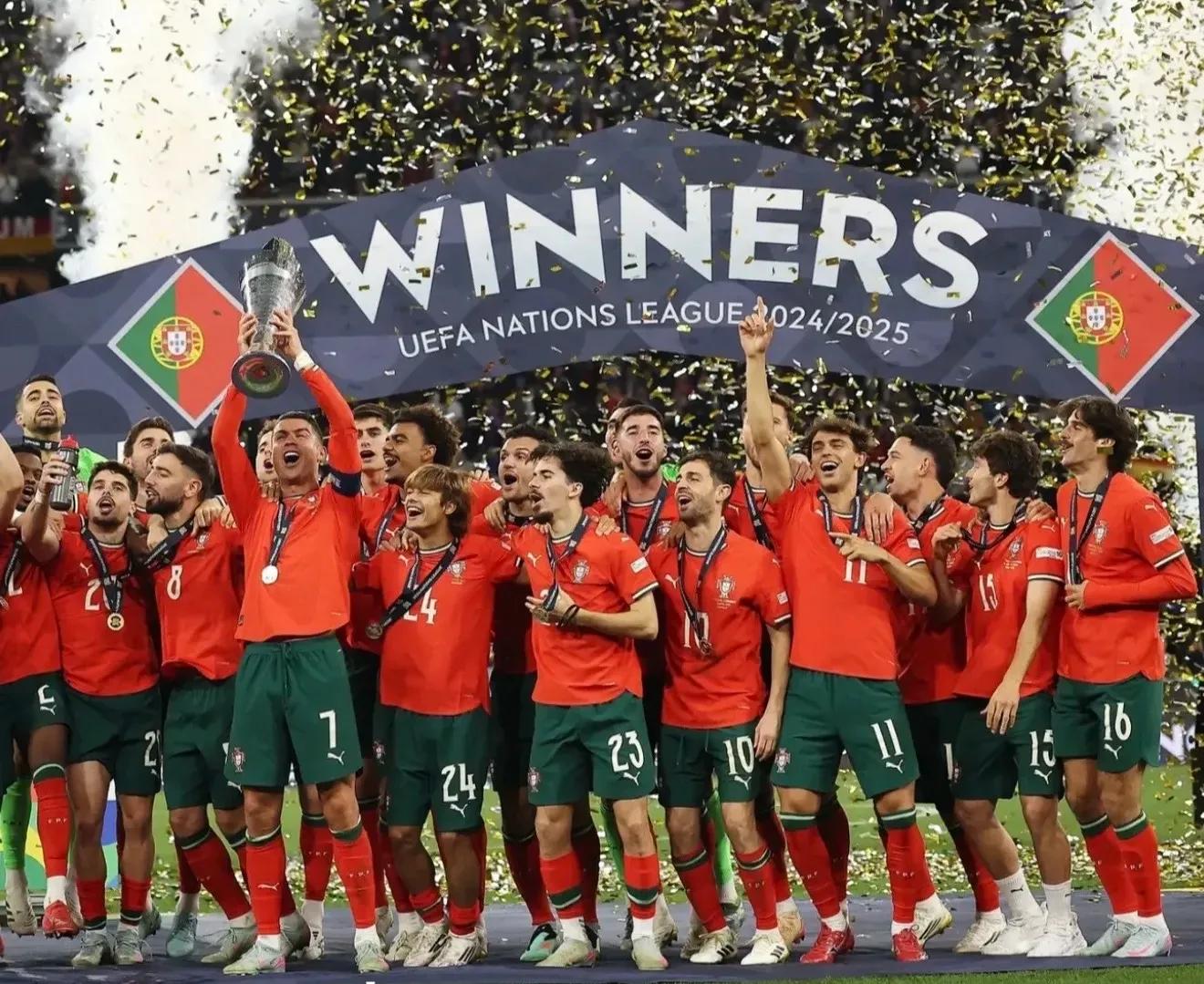 美加墨世界杯临近,盘点实力前十的球队!C罗能否捧起大力神杯?-第9张图片-ZBLOG 美加墨世界杯 实力排名前十国家队 排名_2025世界杯有哪些球队