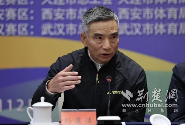 2025中国职工足球超级联赛10月燃情开赛 武汉赛区12支球队竞逐绿茵-第2张图片-ZBLOG