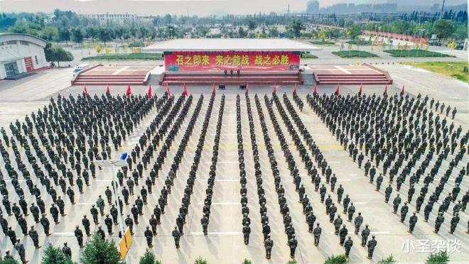 上世纪90年代是武警部队发展建设战略跃升期，期间共有11次大调整