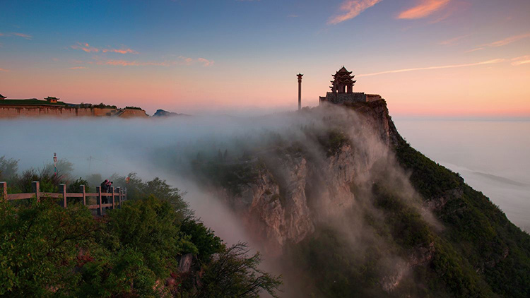 如何策划好爬山的拓展团建方案？