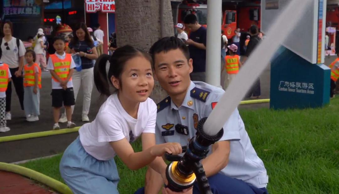 “汪汪队”遇上“火焰蓝”，“蓝焰童行，汪汪队出动”主题消防开放日来了！-第7张图片-ZBLOG