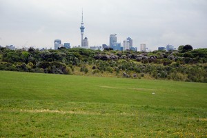 澳新行(2):火山上的城市奥克兰-第43张图片-ZBLOG 奥克兰城(新西兰)_新西兰奥克兰旅游攻略_新西兰自然风光欣赏