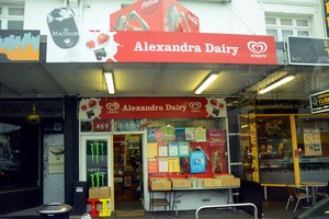 澳新行(2):火山上的城市奥克兰-第7张图片-ZBLOG 奥克兰城(新西兰)_新西兰奥克兰旅游攻略_新西兰自然风光欣赏