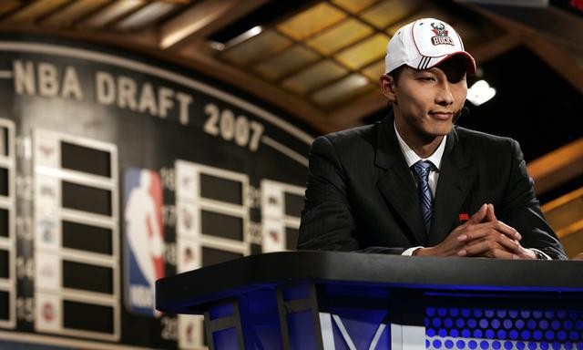 亚洲球员NBA得分榜!周琦仅24分,阿联第6,姚明不是第一-第7张图片-ZBLOG 亚洲球员NBA得分记录_NBA归化球员得分_nba球队篮板排行榜