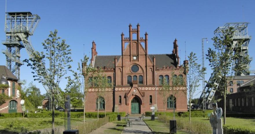 跟我游德国之多特蒙德-第5张图片-ZBLOG 多特蒙德(德国)_多特蒙德埃姆斯河运河港口_多特蒙德德国鲁尔区城市