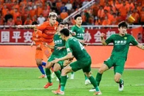 山东鲁能4次进入亚冠八强，中超名列前茅，为什么却被称惨案队？