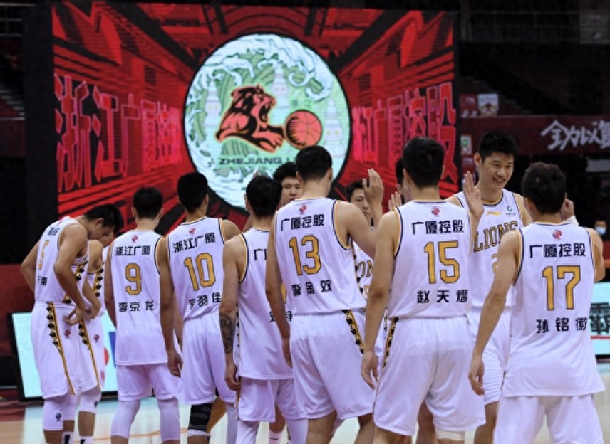 要将辽篮拉下马？广厦新阵容浮出水面，三少升级四巨头-第1张图片-ZBLOG