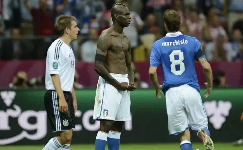 青春,不过是几届世界杯(足球解说金句大全)-第5张图片-ZBLOG FIFA World Cup Qatar 2022_202 第二届世界杯足球赛_卡塔尔世界杯赛事解说