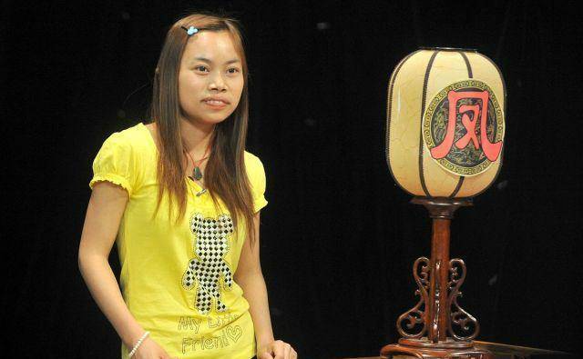 凤姐罗玉凤背后的资本之路，在国外十年不愿回来，如今后悔不已-第10张图片-ZBLOG