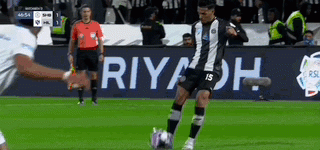 沙特联-利雅得新月2-1逆转利雅得青年人 米林双响库利巴利染红-第15张图片-ZBLOG 利雅得新月(沙特)_沙特联12月1日 利雅得新月 利雅得青年人