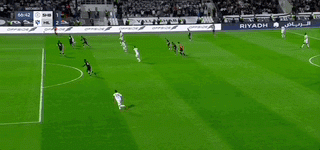 沙特联-利雅得新月2-1逆转利雅得青年人 米林双响库利巴利染红-第16张图片-ZBLOG 沙特联12月1日 利雅得新月 利雅得青年人_利雅得新月(沙特)