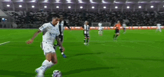 沙特联-利雅得新月2-1逆转利雅得青年人 米林双响库利巴利染红-第3张图片-ZBLOG 利雅得新月(沙特)_沙特联12月1日 利雅得新月 利雅得青年人