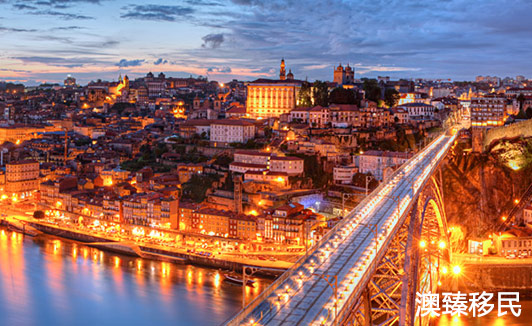 葡萄牙波尔图是一个什么样的城市,移民过去定居生活怎么样?-第2张图片-ZBLOG 葡萄牙波尔图是一个什么样的城市,移民过去定居生活怎么样2.jpg